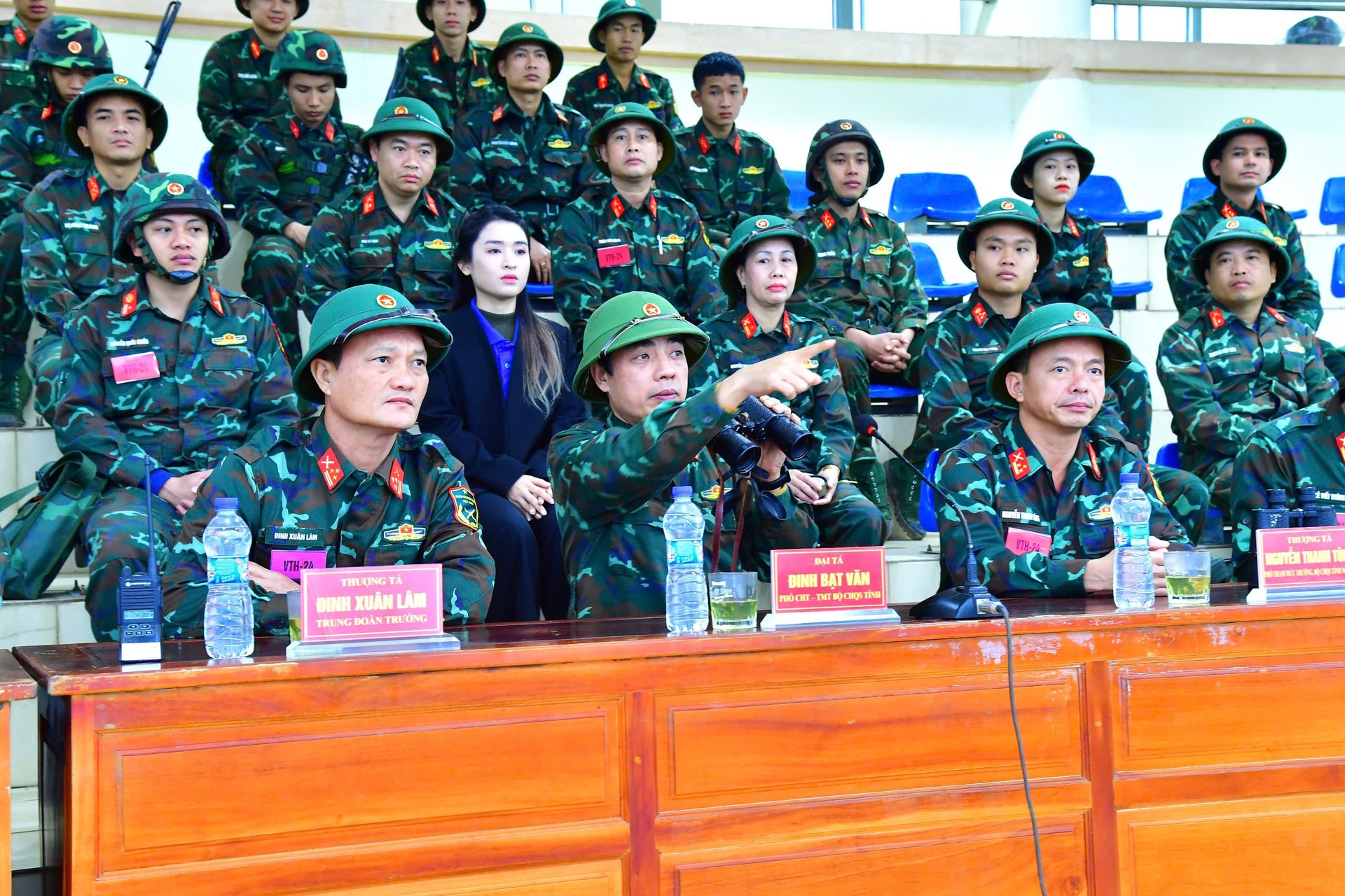 Bộ đội vượt sông trong giá lạnh, tiêu diệt mục tiêu bằng hỏa lực mạnh - 10 Bộ đội vượt sông trong giá lạnh, tiêu diệt mục tiêu bằng hỏa lực mạnh - 10