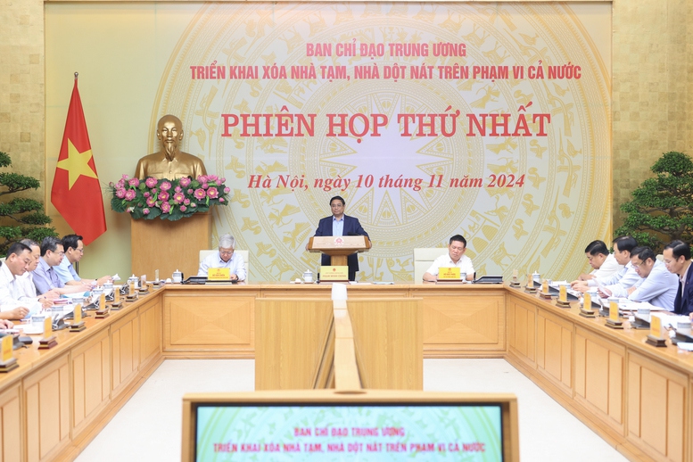 Thủ tướng Phạm Minh Chính, Trưởng Ban Chỉ đạo Trung ương triển khai xoá nhà tạm, nhà dột nát trên phạm vi cả nước chủ trì phiên họp thứ nhất của Ban Chỉ đạo