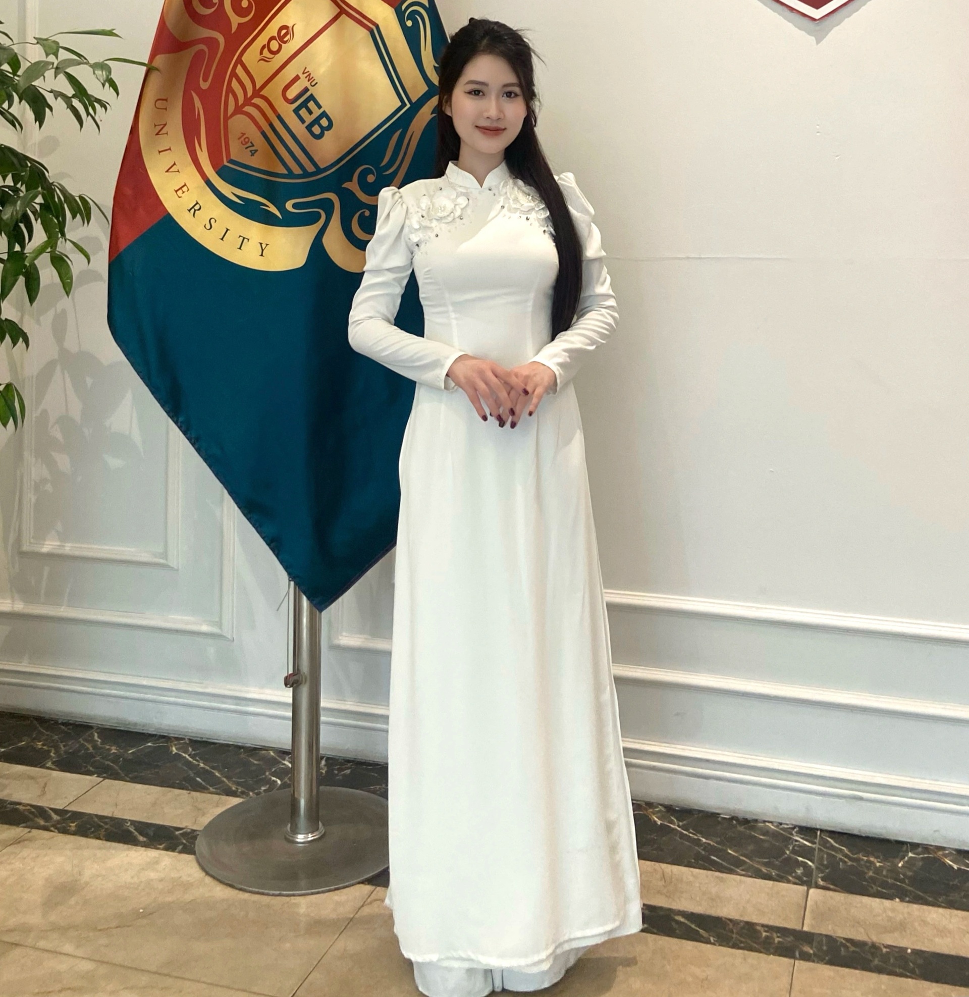 Nữ sinh 3 lần giành giải nhất, được tặng hoa Tổng Bí thư Tô Lâm - 5 Nữ sinh 3 lần giành giải nhất, được tặng hoa Tổng Bí thư Tô Lâm - 5