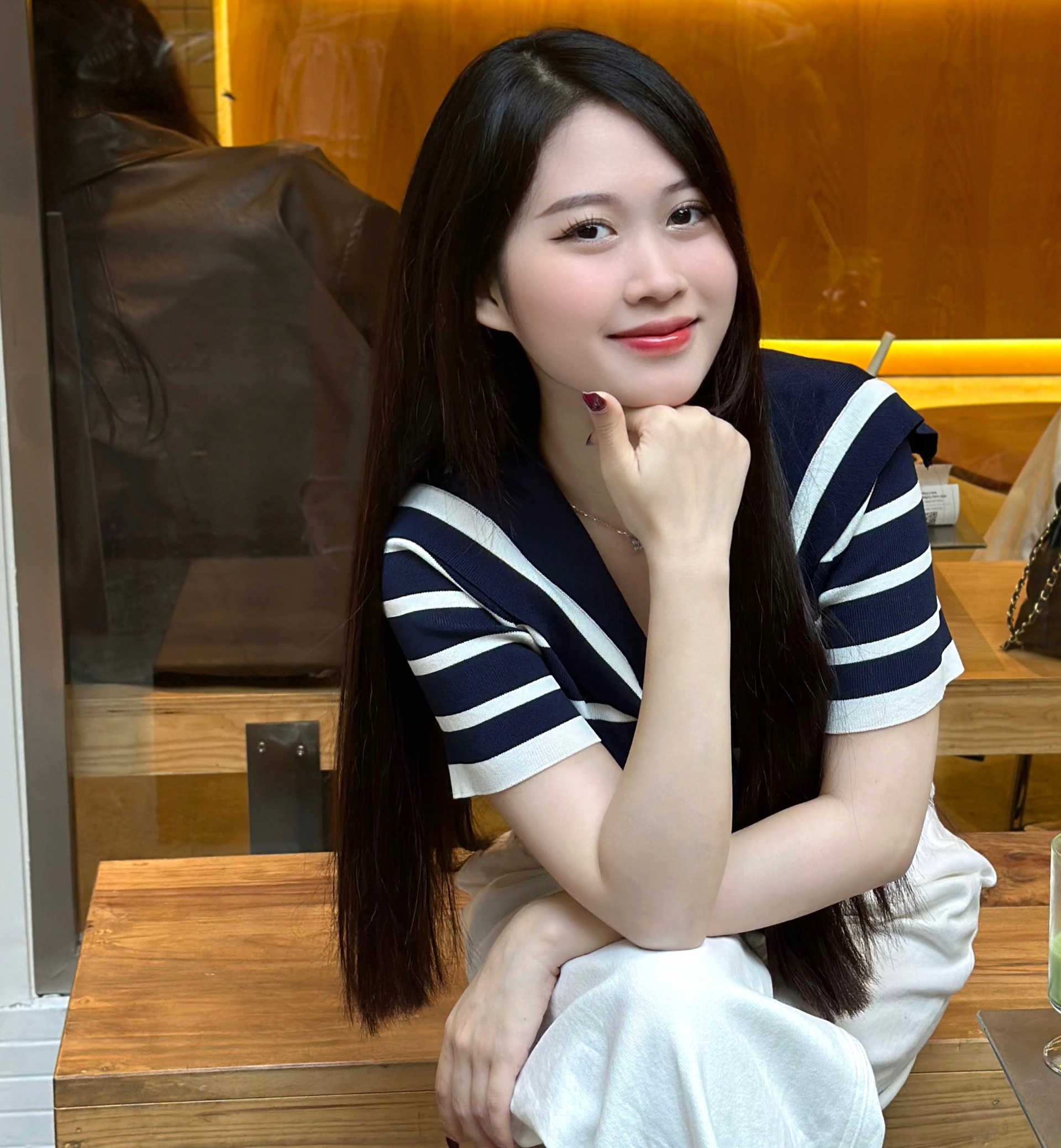 Nữ sinh 3 lần giành giải nhất, được tặng hoa Tổng Bí thư Tô Lâm - 2 Nữ sinh 3 lần giành giải nhất, được tặng hoa Tổng Bí thư Tô Lâm - 2
