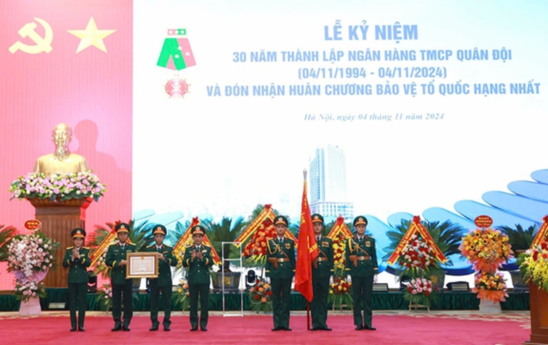 MB phải phấn đấu, vươn lên trở thành tập đoàn tài chính hàng đầu, - Vietnam.vn'tập đoàn số' MB phải phấn đấu, vươn lên trở thành tập đoàn tài chính hàng đầu, 'tập đoàn số'
