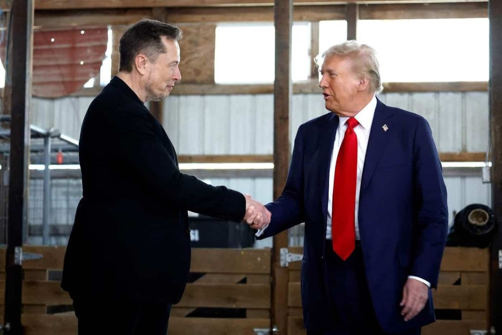 Người kề vai sát cánh với ông Trump trong ván cờ lựa chọn nội các - 1 Người kề vai sát cánh với ông Trump trong ván cờ lựa chọn nội các - 1
