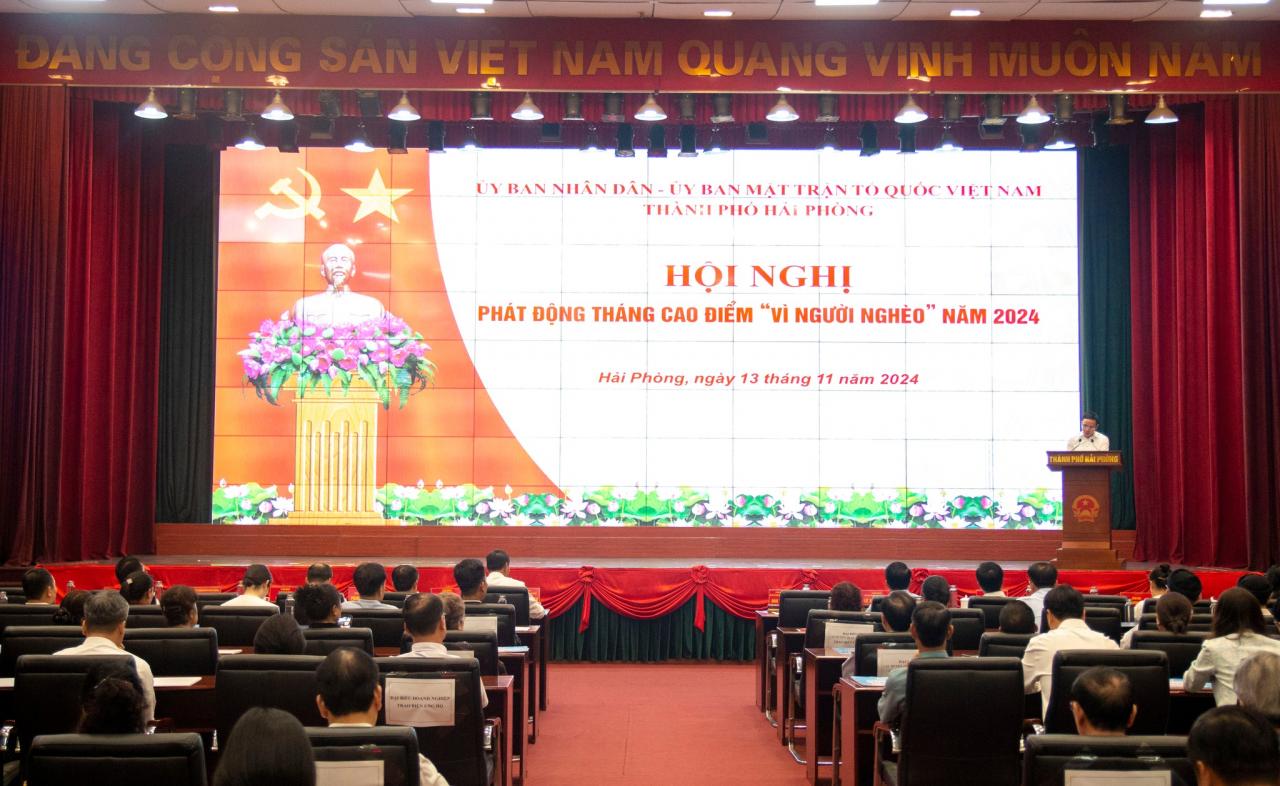 NHỰA TIỀN PHONG ỦNG HỘ QUỸ “VÌ NGƯỜI NGHÈO” NĂM 2024 - Vietnam.vn NHỰA TIỀN PHONG ỦNG HỘ QUỸ “VÌ NGƯỜI NGHÈO” NĂM 2024