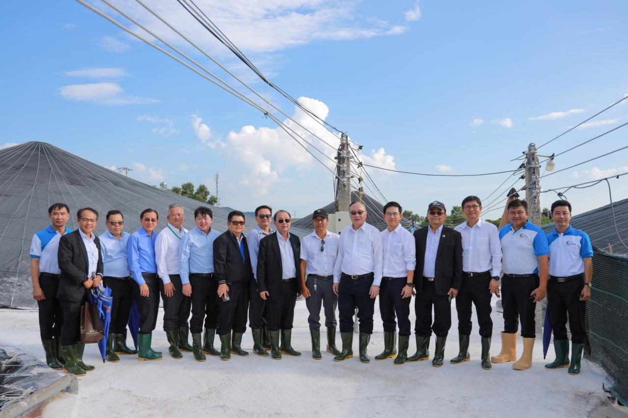 Ông Adirek Sripratak, Phó Chủ tịch Cấp cao Tập đoàn C.P, đến thăm và làm việc tại Việt Nam Ông Adirek Sripratak, Phó Chủ tịch Cấp cao Tập đoàn C.P, đến thăm và làm việc tại Việt Nam