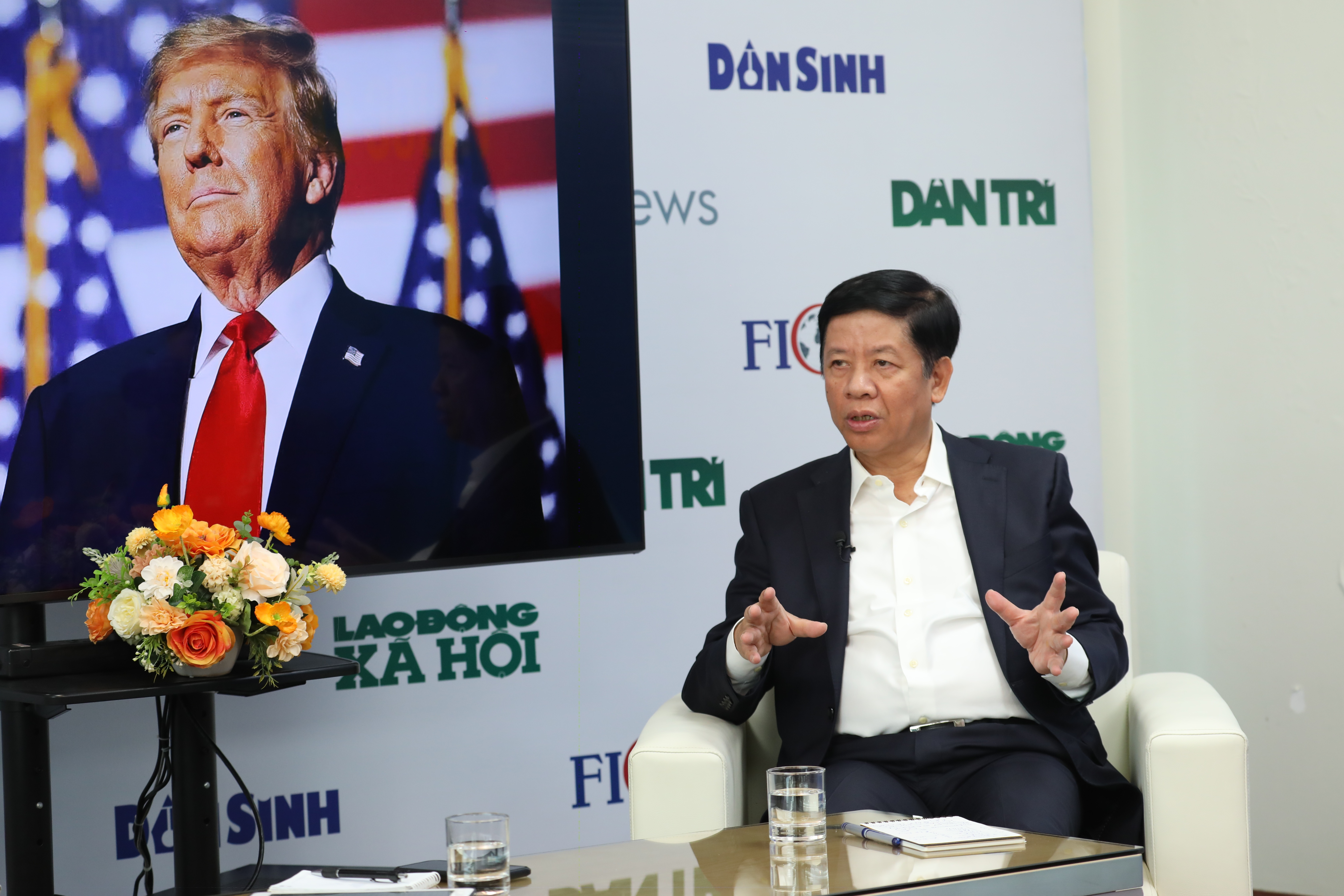 Quan hệ Việt - Mỹ sẽ tiếp tục phát triển mạnh mẽ dưới thời Tổng thống Trump - 6 Quan hệ Việt - Mỹ sẽ tiếp tục phát triển mạnh mẽ dưới thời Tổng thống Trump - 6