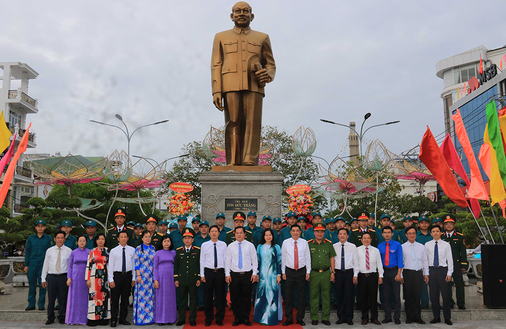 Long Xuyên họp mặt kỷ niệm 80 năm Ngày thành lập Quân đội nhân dân Việt Nam