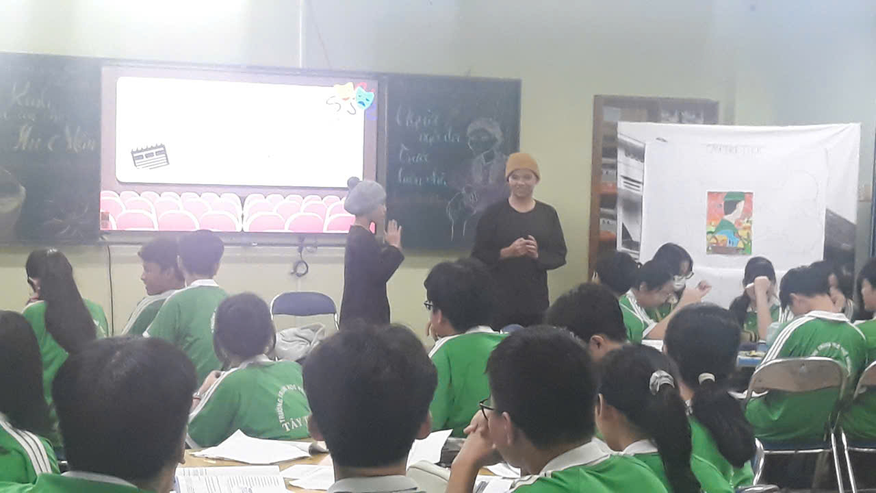 Có những giờ học văn... rất khác- Ảnh 3. Có những giờ học văn... rất khác- Ảnh 3.