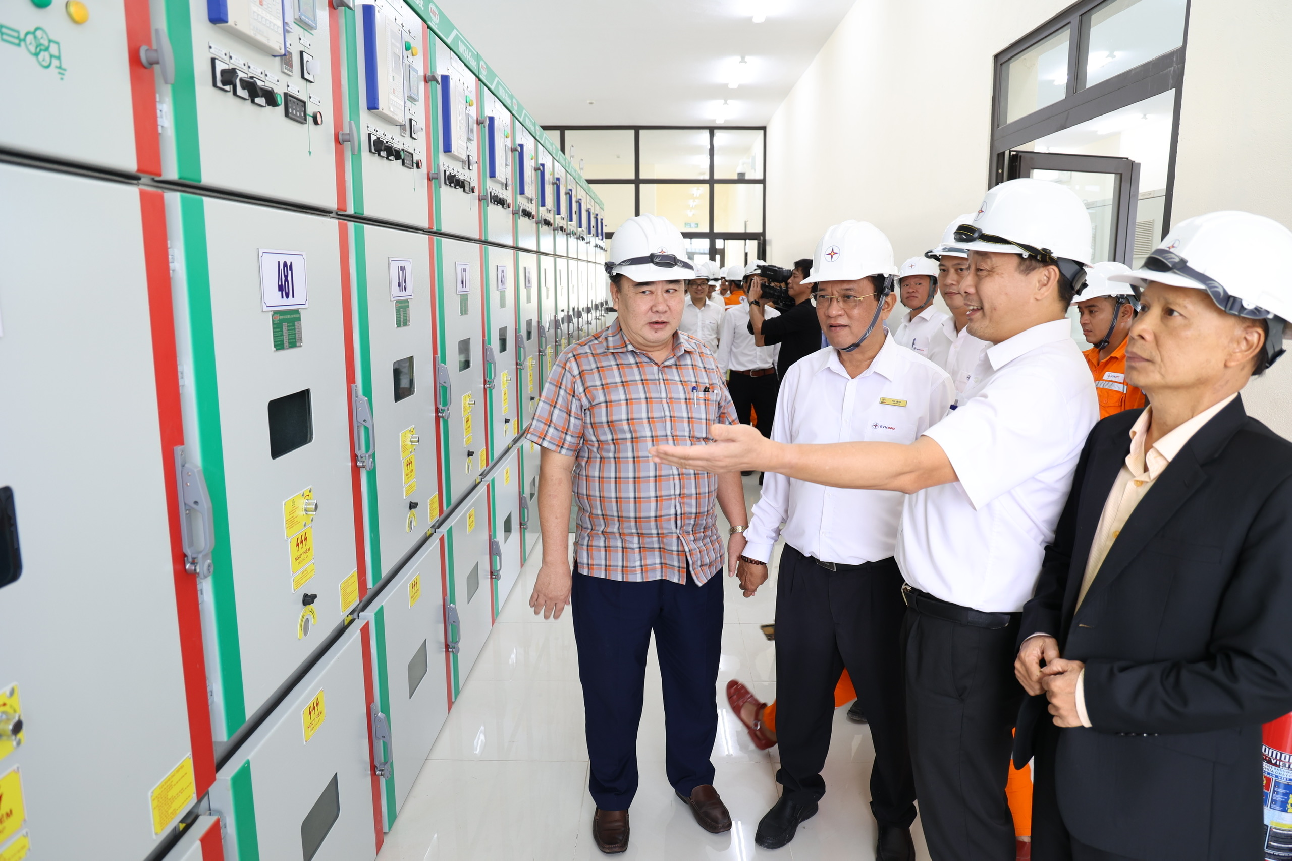 EVNCPC: Đóng điện DA dự án trạm biến áp 110kV KCN Phong Điền- Ảnh 2. EVNCPC: Đóng điện DA dự án trạm biến áp 110kV KCN Phong Điền- Ảnh 2.