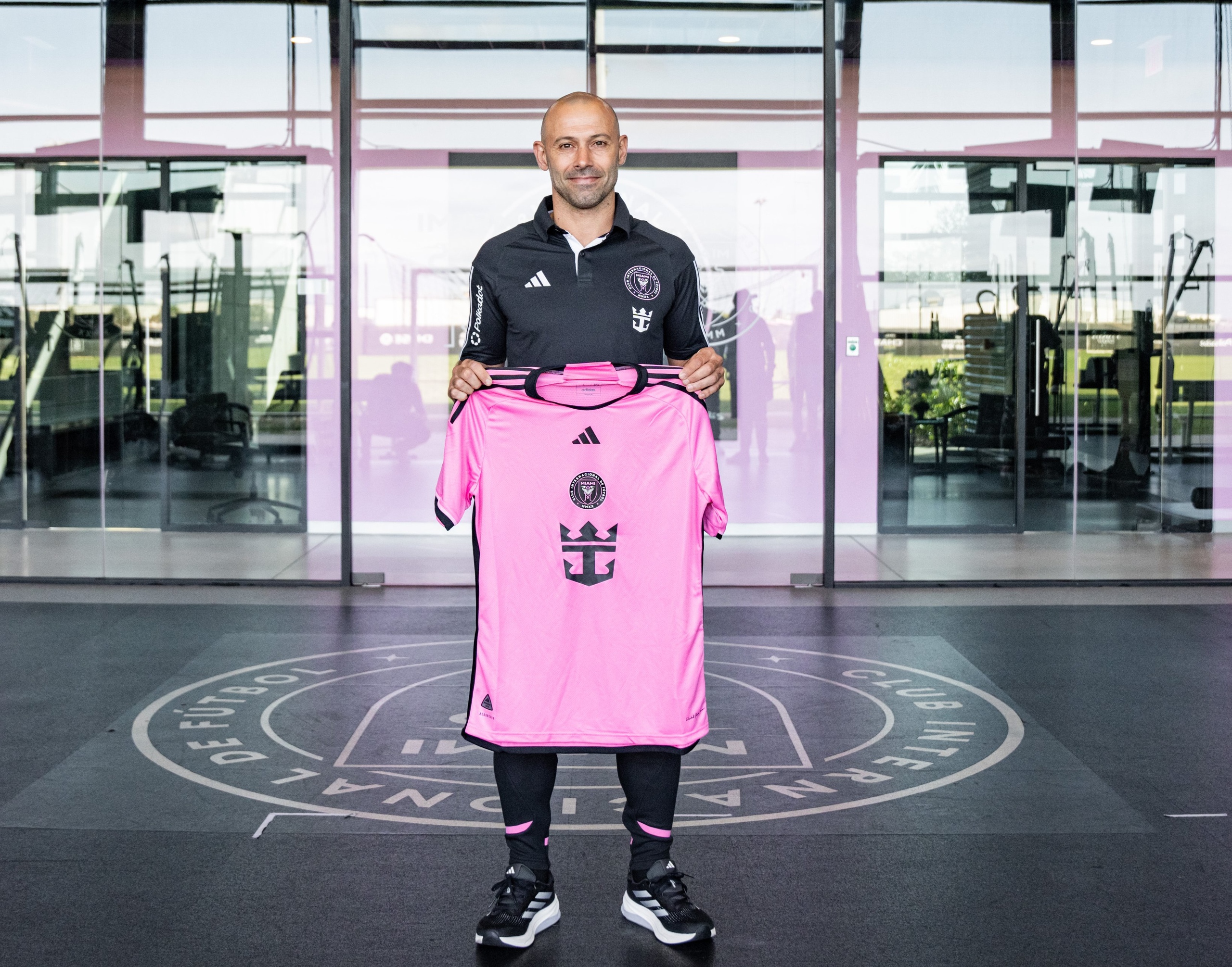HLV Javier Mascherano chính thức ra mắt và làm việc ở CLB Inter Miami HLV Javier Mascherano chính thức ra mắt và làm việc ở CLB Inter Miami