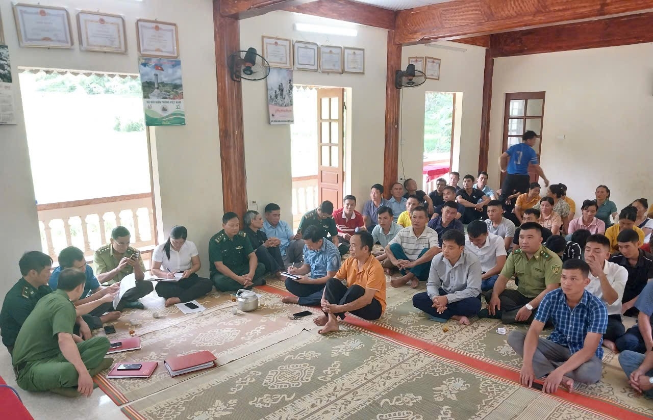 Tuyên truyền pháp luật- nền tàng giữ vững vùng biên xã biên giới Hiền Kiệt Tuyên truyền pháp luật- nền tàng giữ vững vùng biên xã biên giới Hiền Kiệt