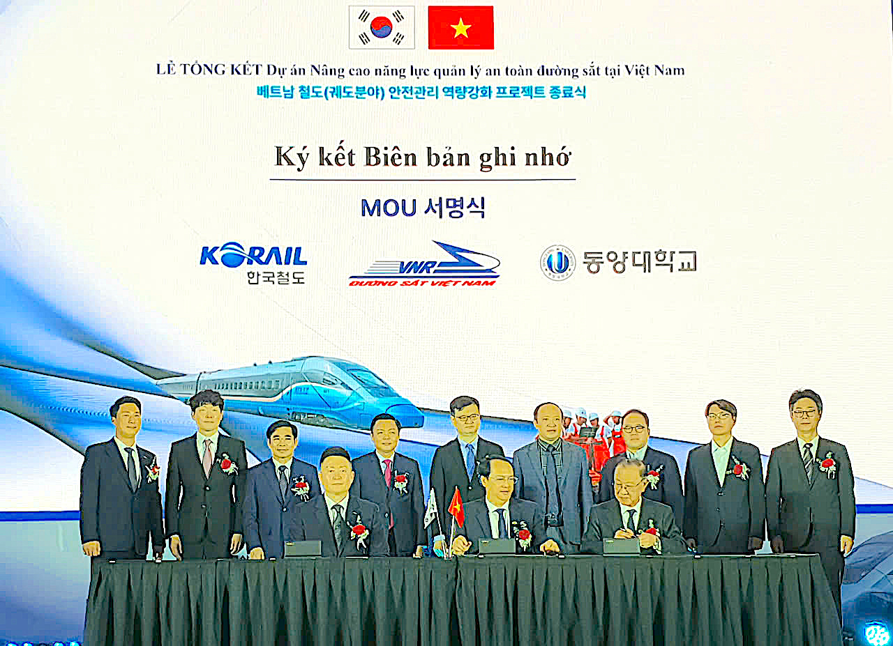 Hàn Quốc tài trợ hơn 13 tỷ won nâng năng lực quản lý an toàn đường sắt- Ảnh 2. Hàn Quốc tài trợ hơn 13 tỷ won nâng năng lực quản lý an toàn đường sắt- Ảnh 2.