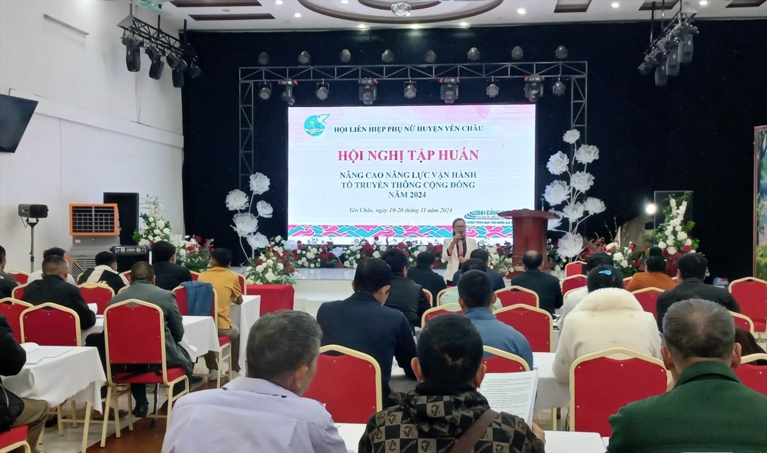 Hội nghị tập huấn hướng dẫn vận hành, duy trì mô hình “Tổ truyền thông cộng đồng”, thuộc Dự án 8 thuộc Chương trình MTQG 1719 do Hội LHPN huyện Yên Châu tổ chức ngày 19/11/2024. Hội nghị tập huấn hướng dẫn vận hành, duy trì mô hình “Tổ truyền thông cộng đồng”, thuộc Dự án 8 thuộc Chương trình MTQG 1719 do Hội LHPN huyện Yên Châu tổ chức ngày 19/11/2024.