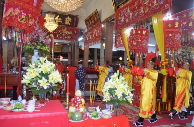 Lễ hội Vía Bà Chúa Xứ núi Sam được ghi danh là Di sản văn hóa phi vật thể đại diện của nhân loại - Ảnh 4. Lễ hội Vía Bà Chúa Xứ núi Sam được ghi danh là Di sản văn hóa phi vật thể đại diện của nhân loại - Ảnh 4.