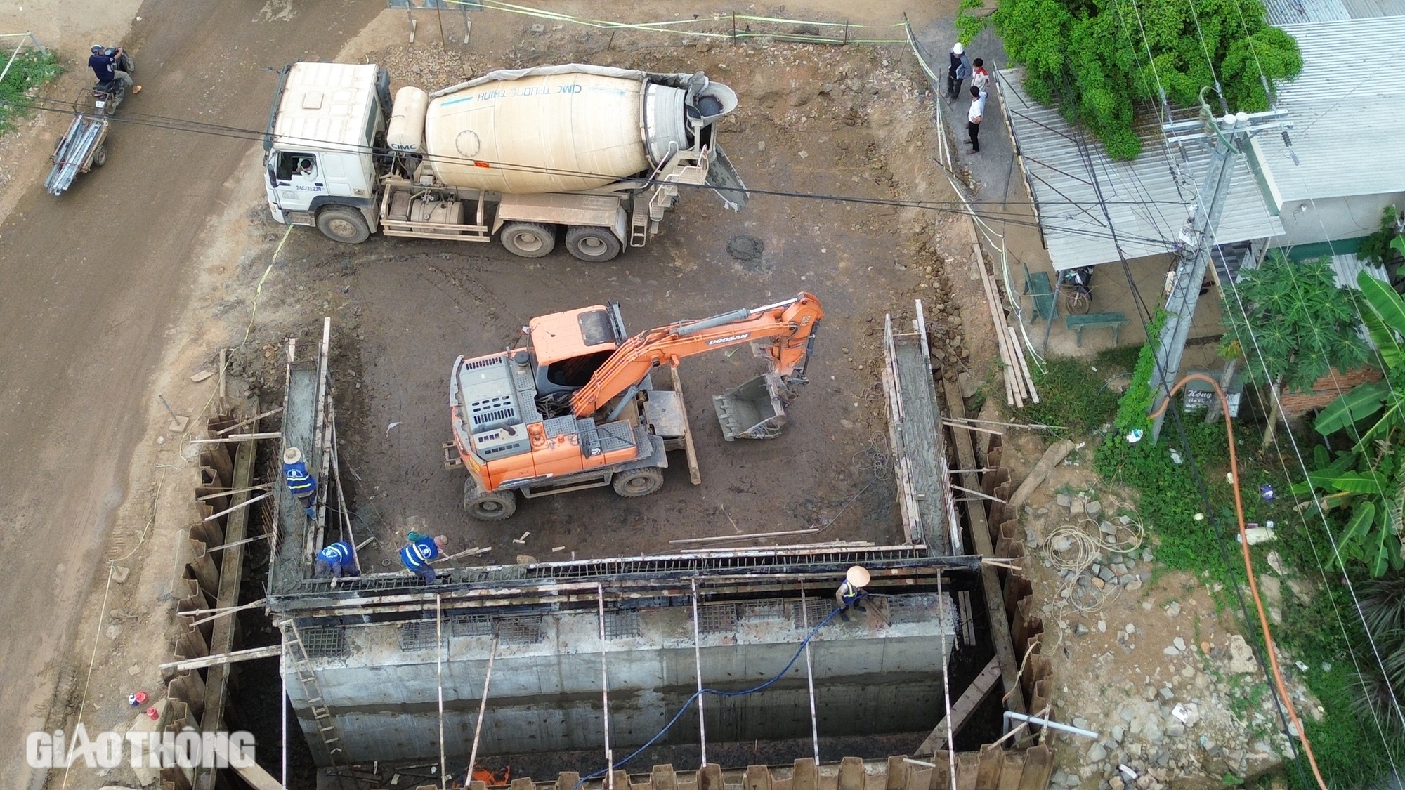 Đường kết nối Bình Thuận - Đồng Nai vượt tiến độ, thông xe trước tết Nguyên đán 2025- Ảnh 2. Đường kết nối Bình Thuận - Đồng Nai vượt tiến độ, thông xe trước tết Nguyên đán 2025- Ảnh 2.