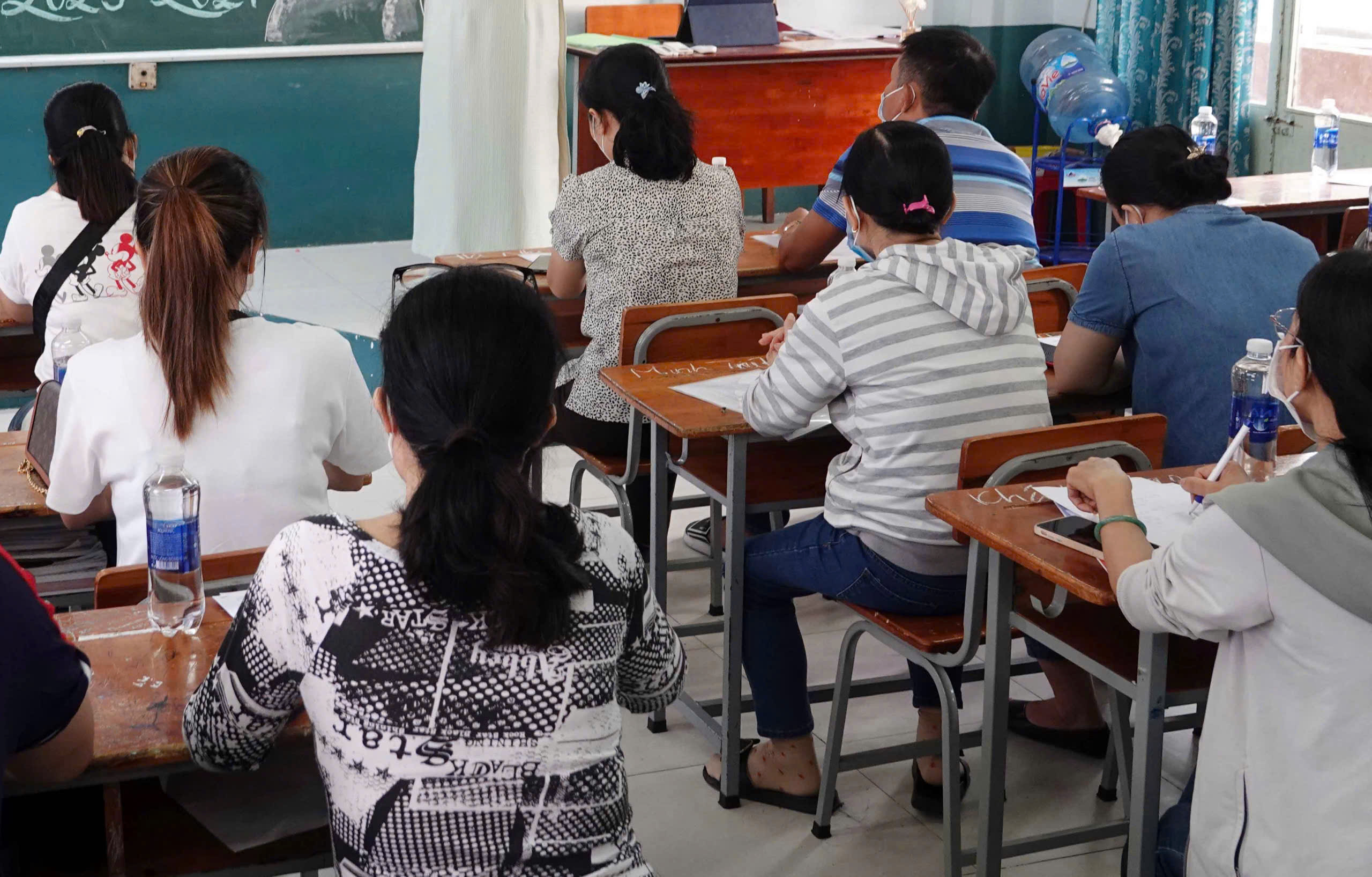 Giáo viên áp lực vì... phụ huynh- Ảnh 2. Giáo viên áp lực vì... phụ huynh- Ảnh 2.