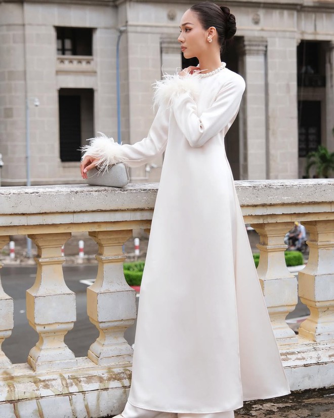 Áo dài cách điệu - nét chấm phá mới cho mùa cuối năm- Ảnh 4. Áo dài cách điệu - nét chấm phá mới cho mùa cuối năm- Ảnh 4.