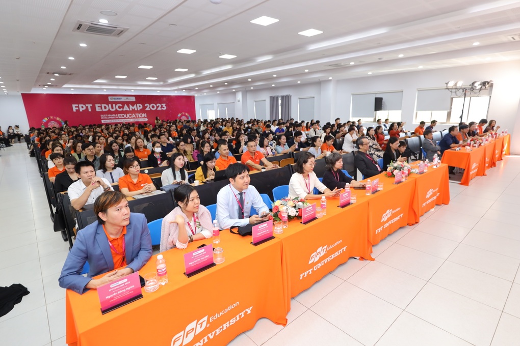 FPT đẩy mạnh ứng dụng chuyển đổi số vào trường học - 3 FPT đẩy mạnh ứng dụng chuyển đổi số vào trường học - 3