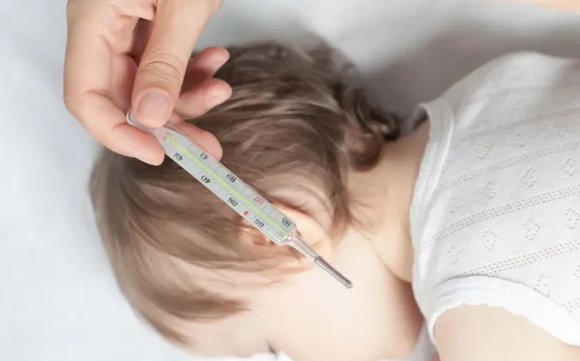 Bé 6 tuổi ở Phú Thọ bất ngờ phát hiện viêm màng não từ dấu hiệu rất nhiều cha mẹ Việt bỏ qua- Ảnh 3. Bé 6 tuổi ở Phú Thọ bất ngờ phát hiện viêm màng não từ dấu hiệu rất nhiều cha mẹ Việt bỏ qua- Ảnh 3.