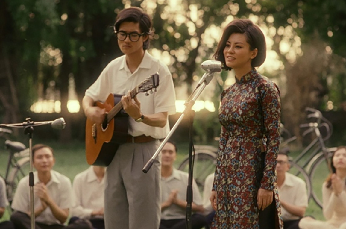 Tiểu thuyết 'Số đỏ' của Vũ Trọng Phụng lên phim, Mono đóng Xuân tóc đỏ- Ảnh 2. Tiểu thuyết 'Số đỏ' của Vũ Trọng Phụng lên phim, Mono đóng Xuân tóc đỏ- Ảnh 2.