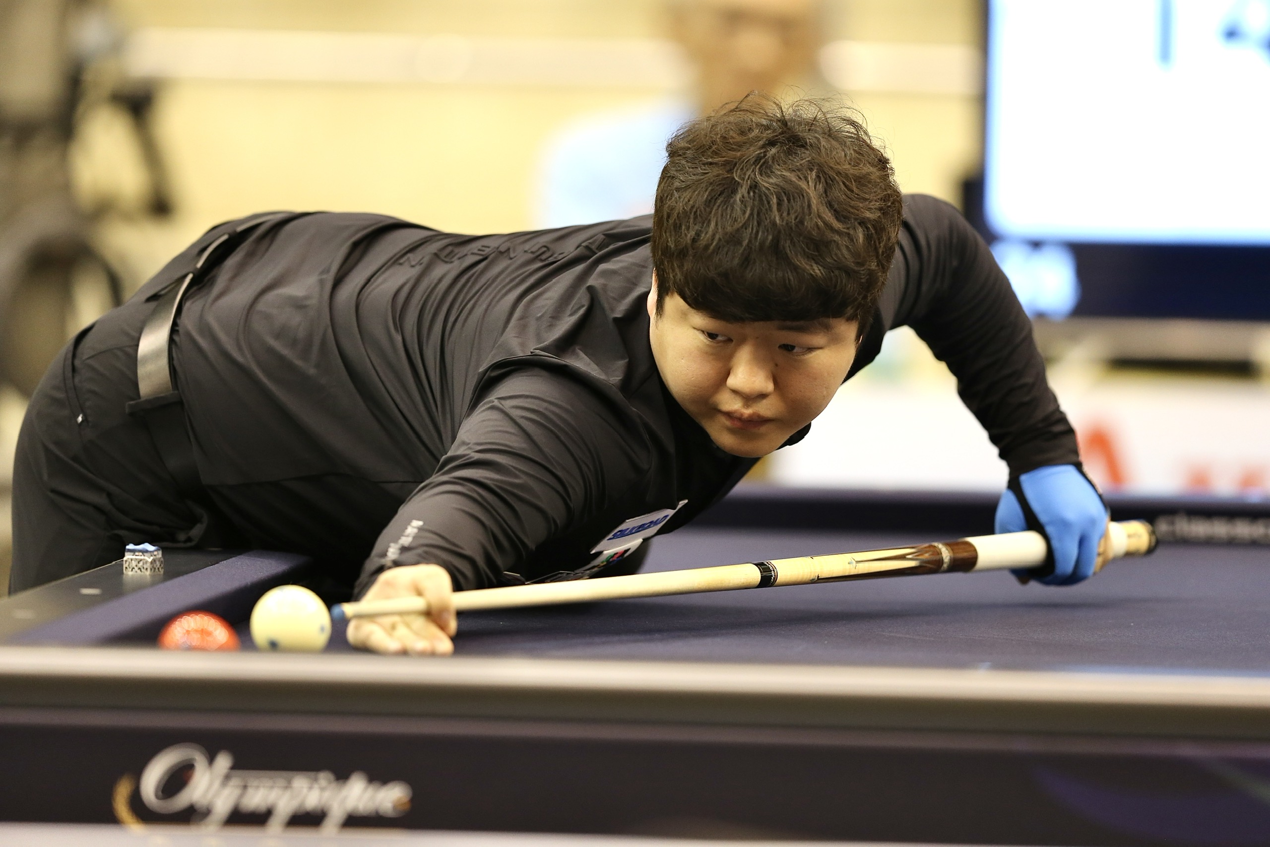 Billiards: Chiêm Hồng Thái thăng hoa, đánh bại 'thần đồng' Hàn Quốc để vào bán kết- Ảnh 2. Billiards: Chiêm Hồng Thái thăng hoa, đánh bại 'thần đồng' Hàn Quốc để vào bán kết- Ảnh 2.