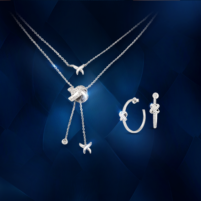 3 thiết kế trang sức kim cương cùng phái đẹp bừng sắc mùa lễ hội- Ảnh 2. 3 thiết kế trang sức kim cương cùng phái đẹp bừng sắc mùa lễ hội- Ảnh 2.