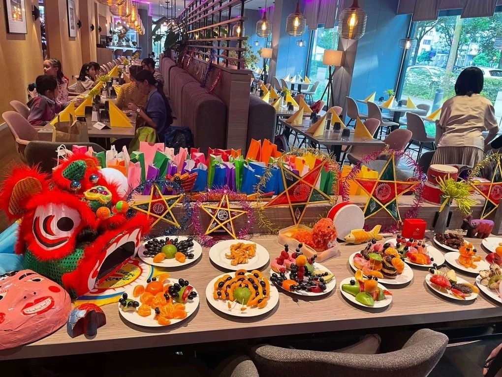 Trung thu đậm chất truyền thống của các em nhỏ Việt tại Đức - 4 Trung thu đậm chất truyền thống của các em nhỏ Việt tại Đức - 4