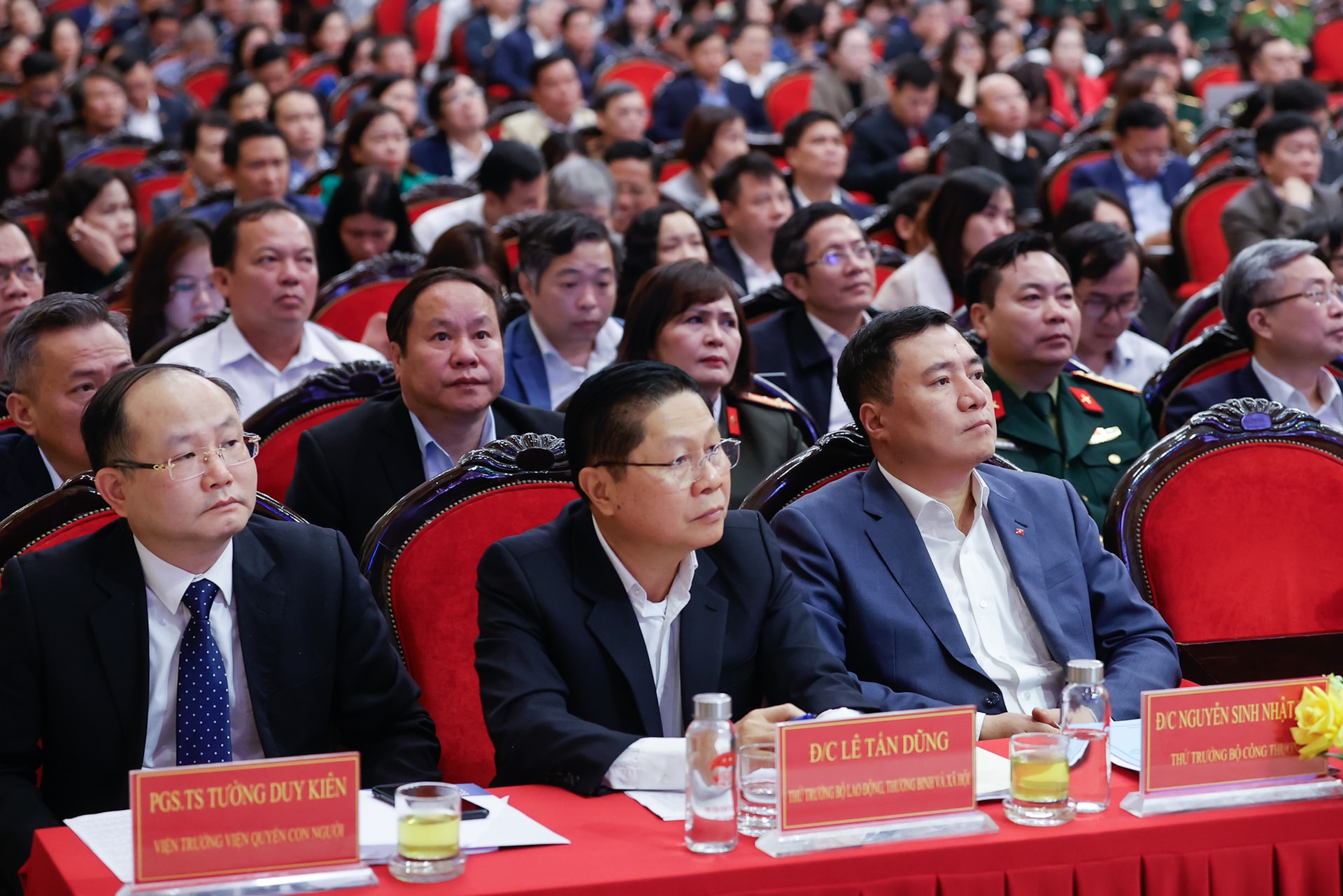 Thủ tướng: Quyền con người là nội dung cốt lõi, quan điểm xuyên suốt trong đường lối, chính sách của Đảng, Nhà nước Việt Nam- Ảnh 4. Thủ tướng: Quyền con người là nội dung cốt lõi, quan điểm xuyên suốt trong đường lối, chính sách của Đảng, Nhà nước Việt Nam- Ảnh 4.