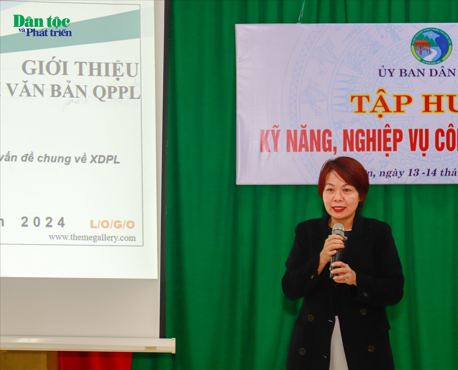 Ths. Thái Thị Hải Yến, Trưởng phòng Phòng Đánh giá tác động TTHC - Tổng hợp, Vụ Các vấn đề chung về xây dựng pháp luật, Bộ Tư pháp thuyết trình về chuyên đề Ths. Thái Thị Hải Yến, Trưởng phòng Phòng Đánh giá tác động TTHC - Tổng hợp, Vụ Các vấn đề chung về xây dựng pháp luật, Bộ Tư pháp giới thiệu về quy trình ban hành văn bản quy phạm pháp luật