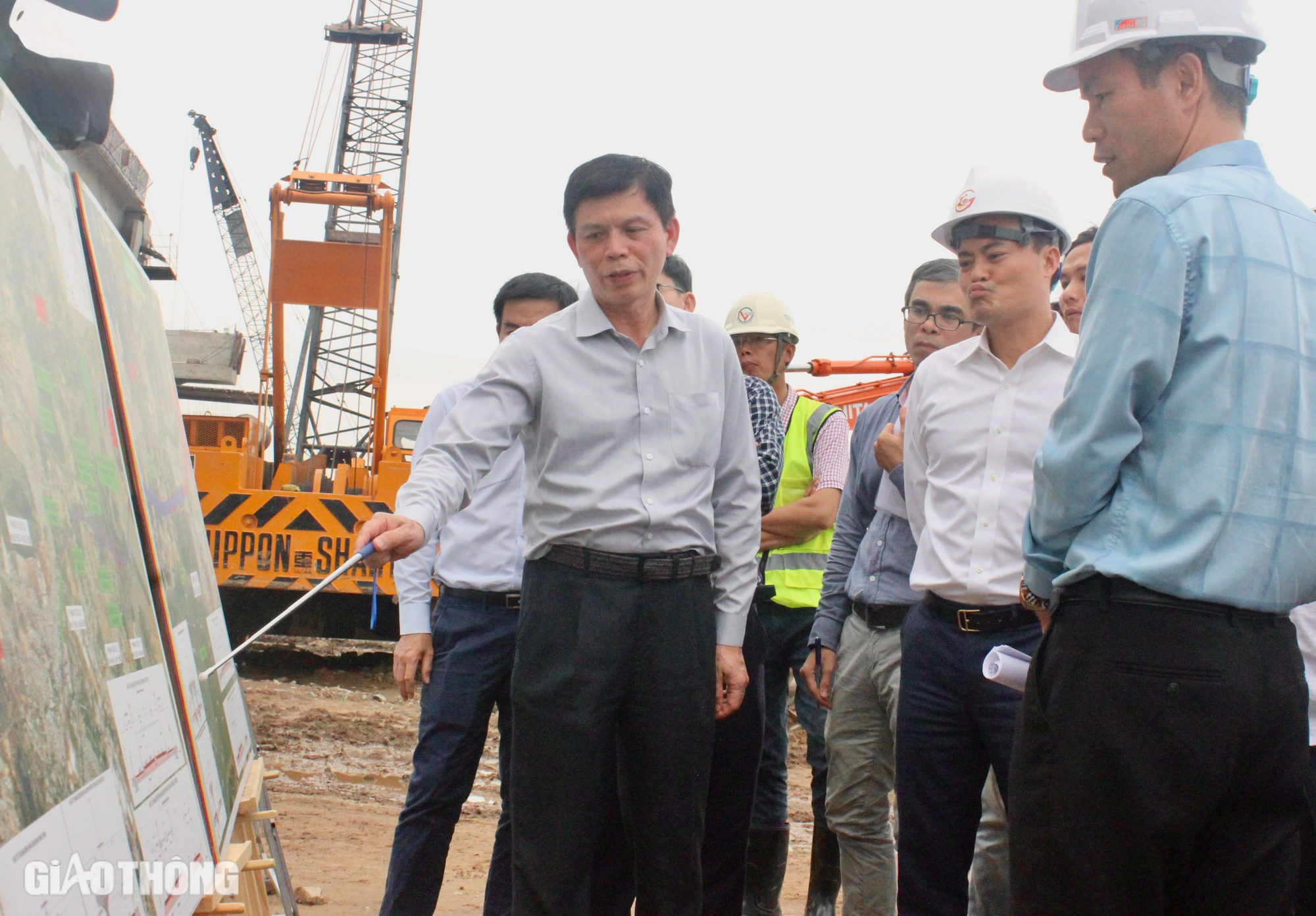 Dự án Vành đai 3 TP.HCM: Đẩy nhanh GPMB, tập trung thi công để dự án cán đích đúng hẹn- Ảnh 2. Dự án Vành đai 3 TP.HCM: Đẩy nhanh GPMB, tập trung thi công để dự án cán đích đúng hẹn- Ảnh 2.