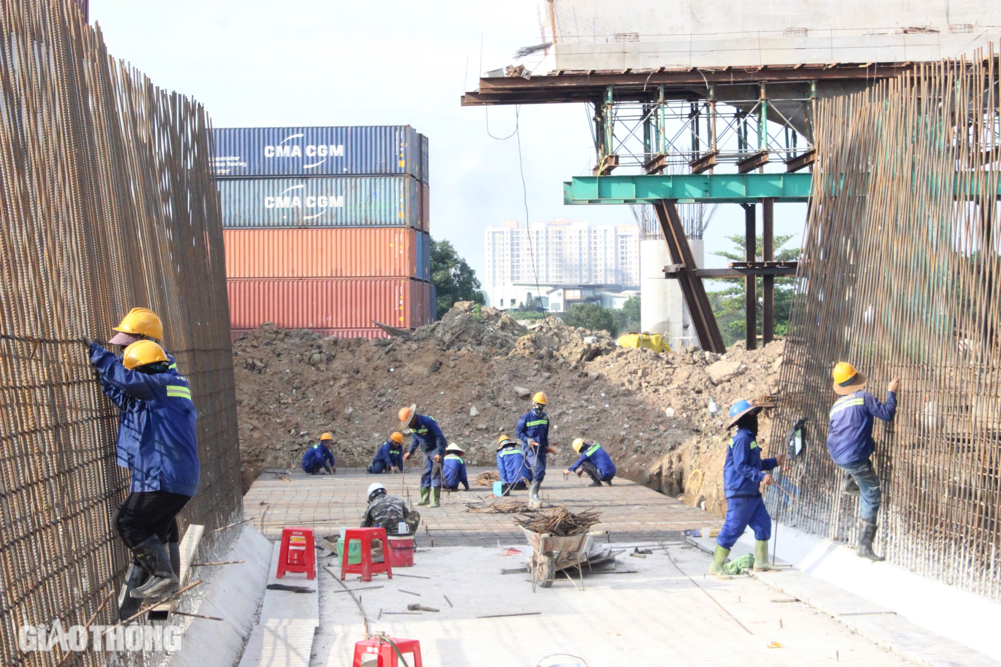 Dự án Vành đai 3 TP.HCM: Đẩy nhanh GPMB, tập trung thi công để dự án cán đích đúng hẹn- Ảnh 6. Dự án Vành đai 3 TP.HCM: Đẩy nhanh GPMB, tập trung thi công để dự án cán đích đúng hẹn- Ảnh 6.