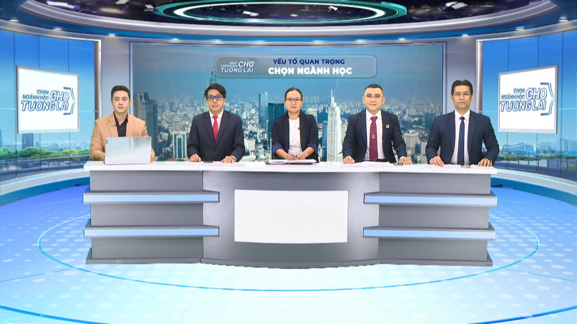Xét tuyển ĐH 2025: Những yếu tố quan trọng chọn ngành học- Ảnh 2. Xét tuyển ĐH 2025: Những yếu tố quan trọng chọn ngành học- Ảnh 2.