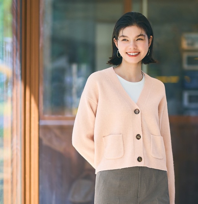 Áo khoác mỏng nhẹ cho ngày se lạnh, hợp thời tiết TP.HCM lúc này- Ảnh 3. Áo khoác mỏng nhẹ cho ngày se lạnh, hợp thời tiết TP.HCM lúc này- Ảnh 3.