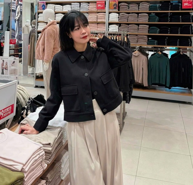 Áo khoác mỏng nhẹ cho ngày se lạnh, hợp thời tiết TP.HCM lúc này- Ảnh 6. Áo khoác mỏng nhẹ cho ngày se lạnh, hợp thời tiết TP.HCM lúc này- Ảnh 6.