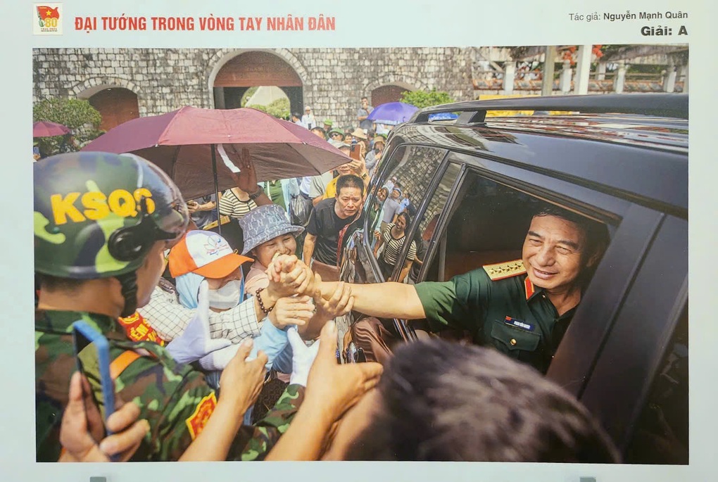 Phóng viên Dân trí đạt giải A cuộc thi ảnh Chân dung người chiến sĩ - 3 Phóng viên Dân trí đạt giải A cuộc thi ảnh Chân dung người chiến sĩ - 3