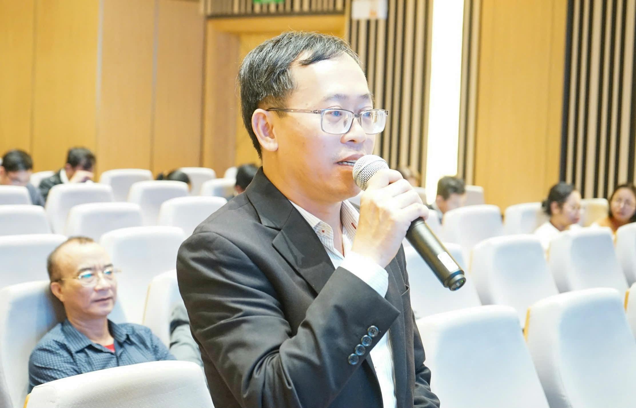 Bộ GD-ĐT lấy ý kiến chuyên gia để đề xuất sửa luật Giáo dục, luật GDĐH- Ảnh 2. Bộ GD-ĐT lấy ý kiến chuyên gia để đề xuất sửa luật Giáo dục, luật GDĐH- Ảnh 2.