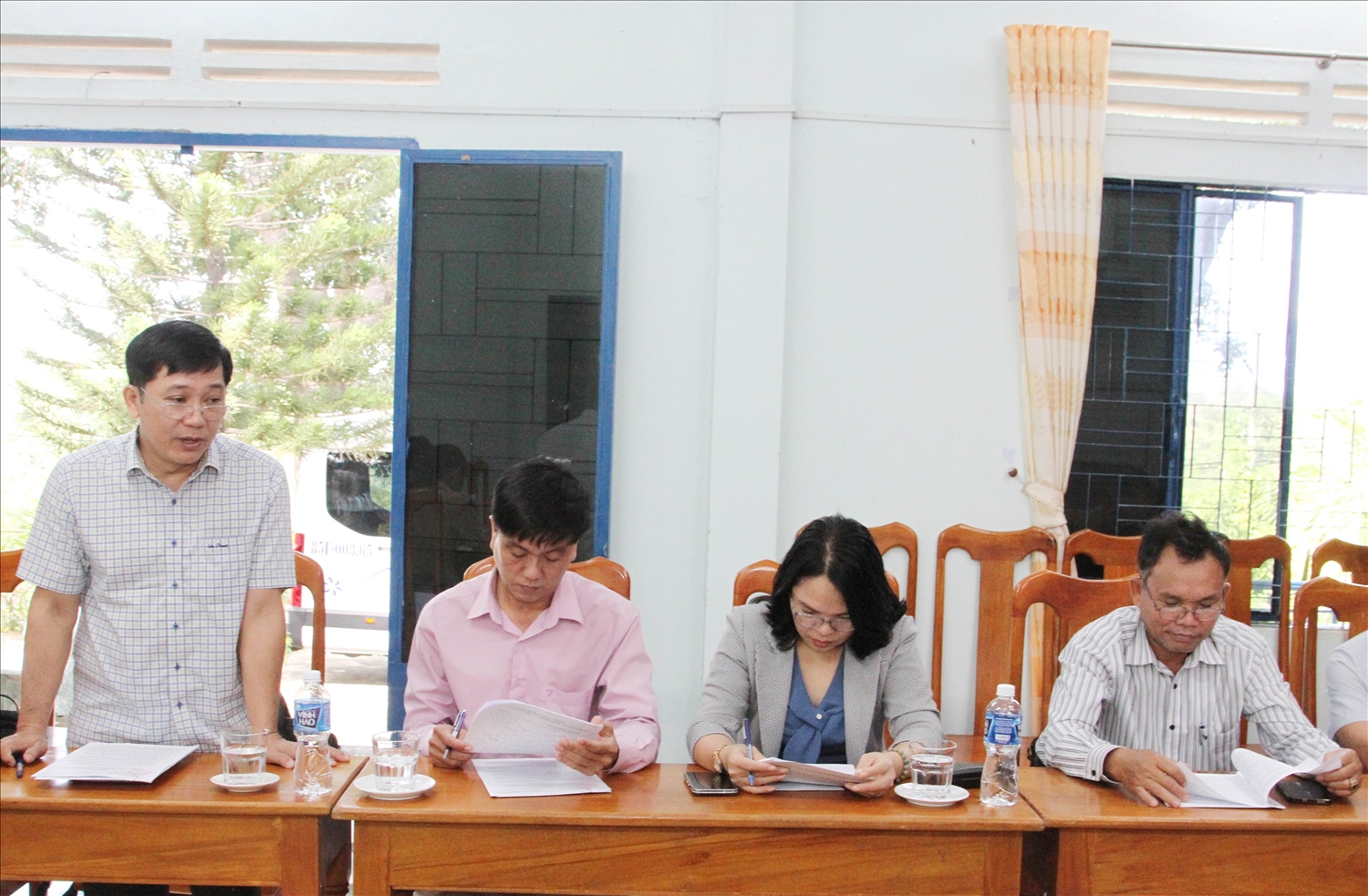 Ông Bạch Văn Dương, Phó Trưởng Ban Dân tộc tỉnh Ninh Thuận phát biểu tại buổi kiểm tra, giám sát tại Công ty TNHH MTV Lâm nghiệp Tân Tiến. Ông Bạch Văn Dương, Phó Trưởng Ban Dân tộc tỉnh Ninh Thuận phát biểu tại buổi kiểm tra, giám sát tại Công ty TNHH MTV Lâm nghiệp Tân Tiến.