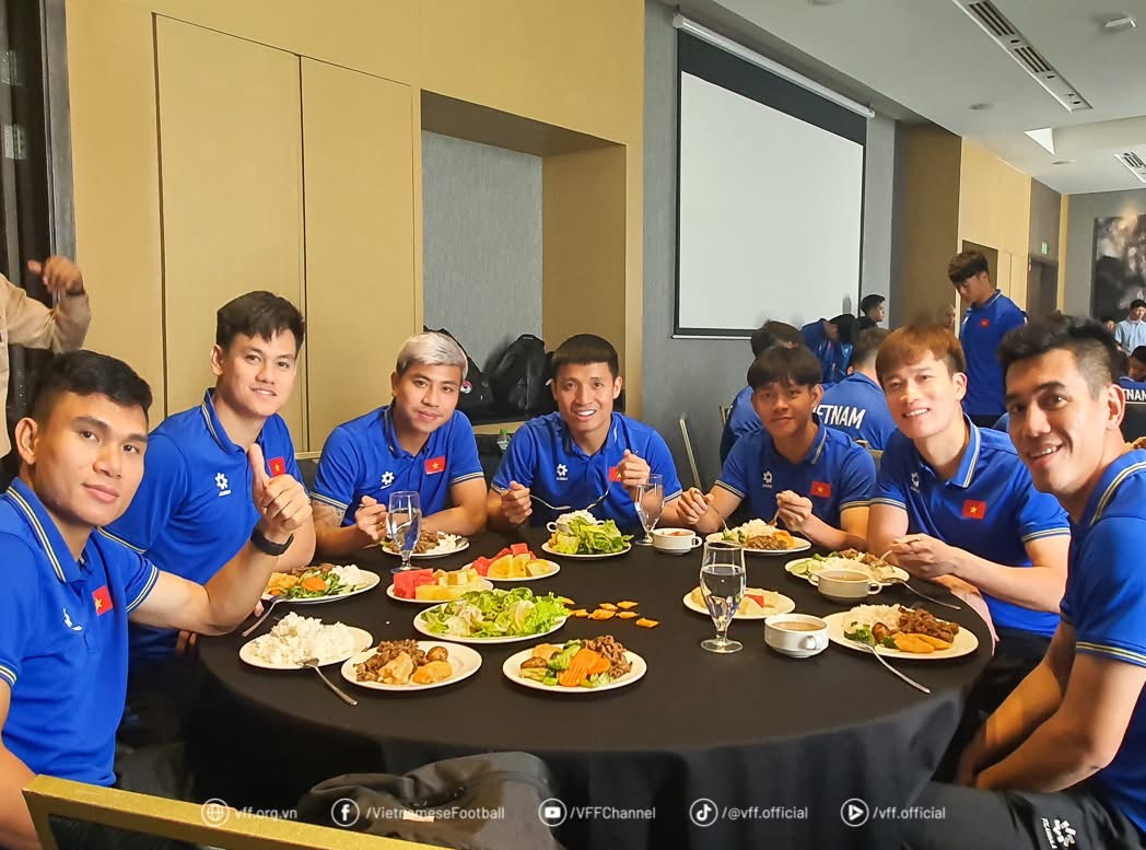 AFF Cup: Đội tuyển Việt Nam đến Philippines an toàn, quyết thắng để vào bán kết sớm- Ảnh 6. AFF Cup: Đội tuyển Việt Nam đến Philippines an toàn, quyết thắng để vào bán kết sớm- Ảnh 6.