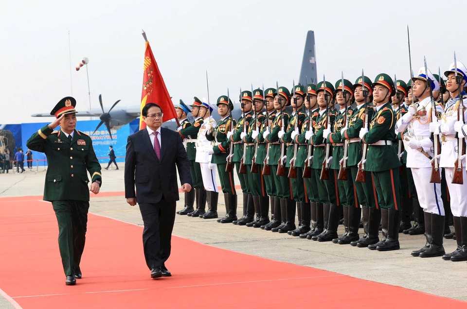 Thủ tướng Chính phủ Phạm Minh Chính duyệt đội danh dự.