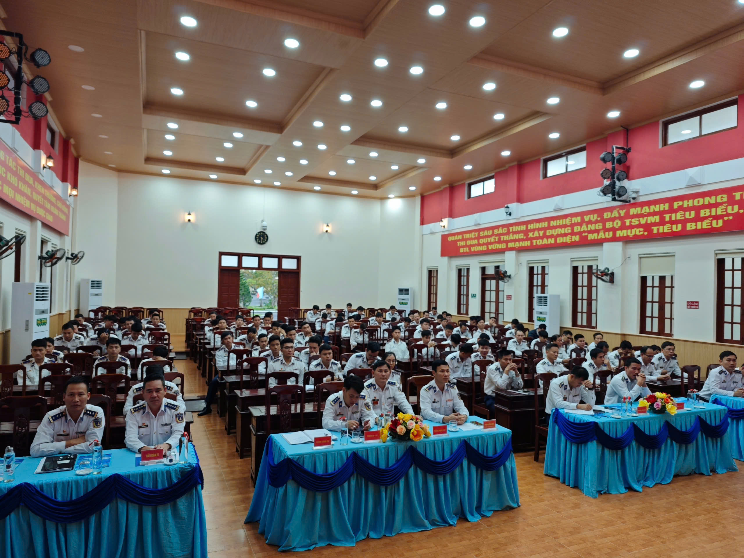 Bộ Tư lệnh Vùng Cảnh sát biển 2 tổng kết đợt thi đua- Ảnh 2. Bộ Tư lệnh Vùng Cảnh sát biển 2 tổng kết đợt thi đua- Ảnh 2.