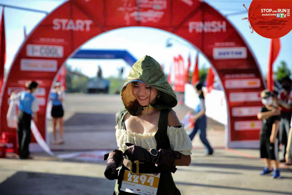 Nữ runner chia sẻ bí quyết cân bằng công việc và tập luyện- Ảnh 2. Nữ runner chia sẻ bí quyết cân bằng công việc và tập luyện- Ảnh 2.