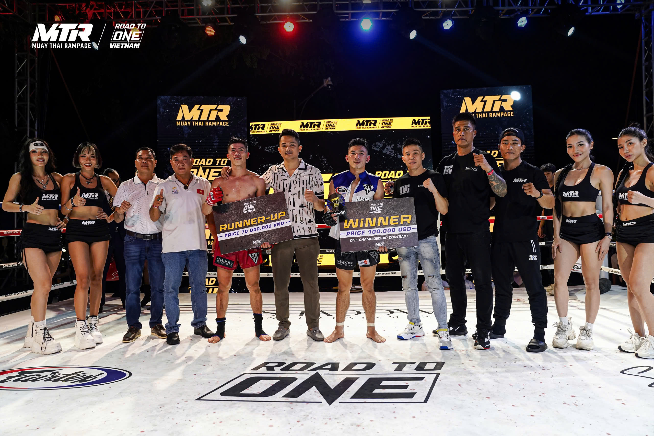 Xác định võ sĩ Việt Nam giành vé dự ONE Championship trị giá 100.000 USD- Ảnh 2. Xác định võ sĩ Việt Nam giành vé dự ONE Championship trị giá 100.000 USD- Ảnh 2.