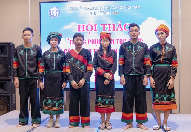 Định hình trang phục đồng bào dân tộc Chứt tại Quảng Bình - Ảnh 3. Định hình trang phục đồng bào dân tộc Chứt tại Quảng Bình - Ảnh 3.