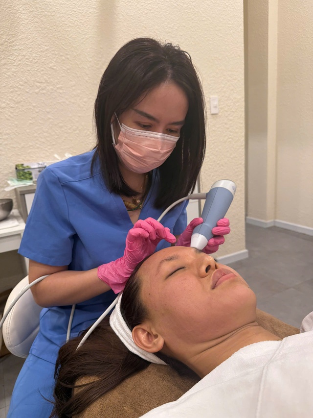 'Cứu' làn da bị sẹo lõm với công nghệ RF Microneedling- Ảnh 3. 'Cứu' làn da bị sẹo lõm với công nghệ RF Microneedling- Ảnh 3.