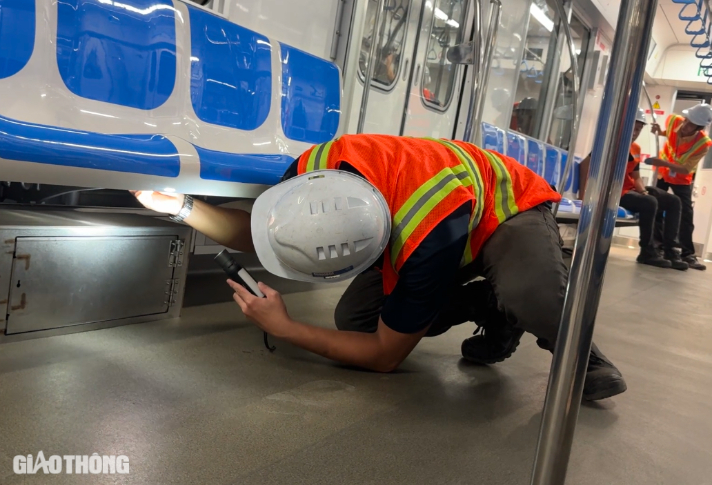 Khám phá hậu trường chăm sóc, bảo dưỡng các đoàn tàu metro số 1- Ảnh 13. Khám phá hậu trường chăm sóc, bảo dưỡng các đoàn tàu metro số 1- Ảnh 13.