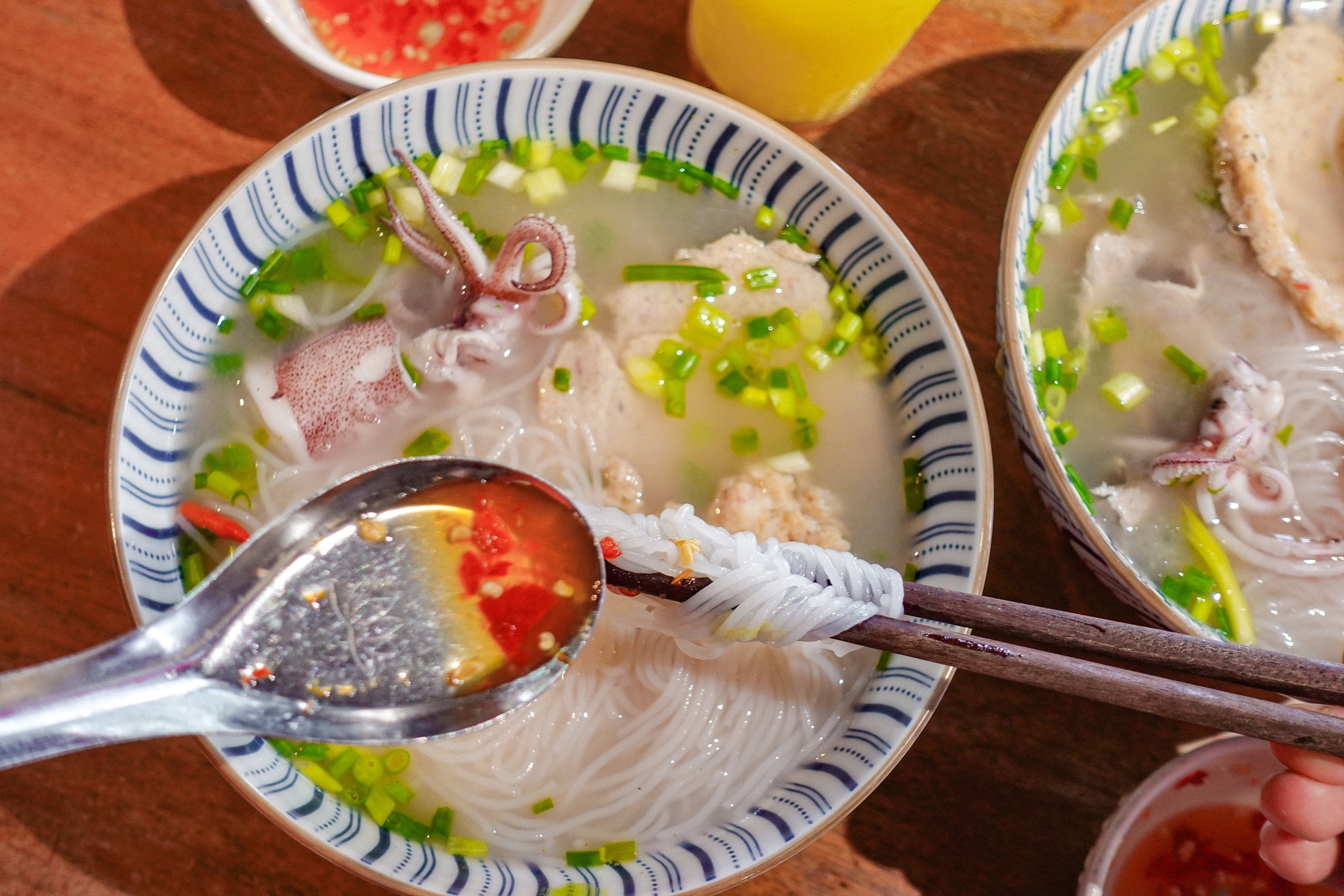 Từng gây tranh cãi nhưng món đặc sản Phú Quốc này lại ẩn chứa câu chuyện mà không phải du khách nào cũng biết- Ảnh 4. Từng gây tranh cãi nhưng món đặc sản Phú Quốc này lại ẩn chứa câu chuyện mà không phải du khách nào cũng biết- Ảnh 4.