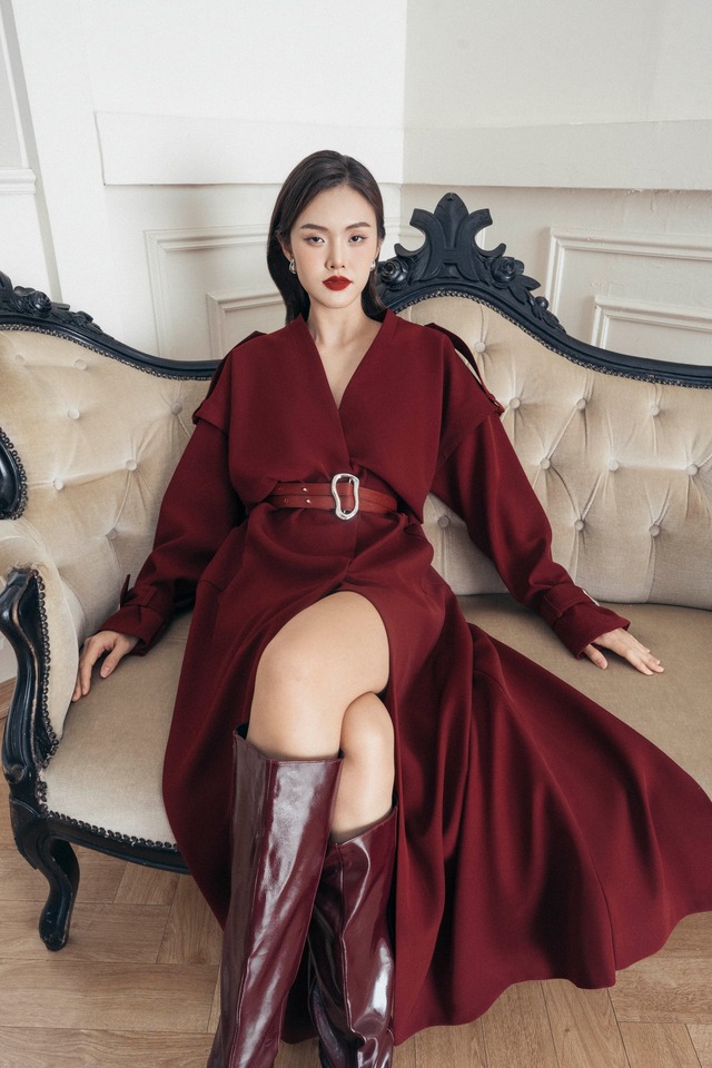 Váy dài và bốt, cặp đôi không thể bỏ lỡ trong ngày lạnh cuối năm- Ảnh 6. Váy dài và bốt, cặp đôi không thể bỏ lỡ trong ngày lạnh cuối năm- Ảnh 6.