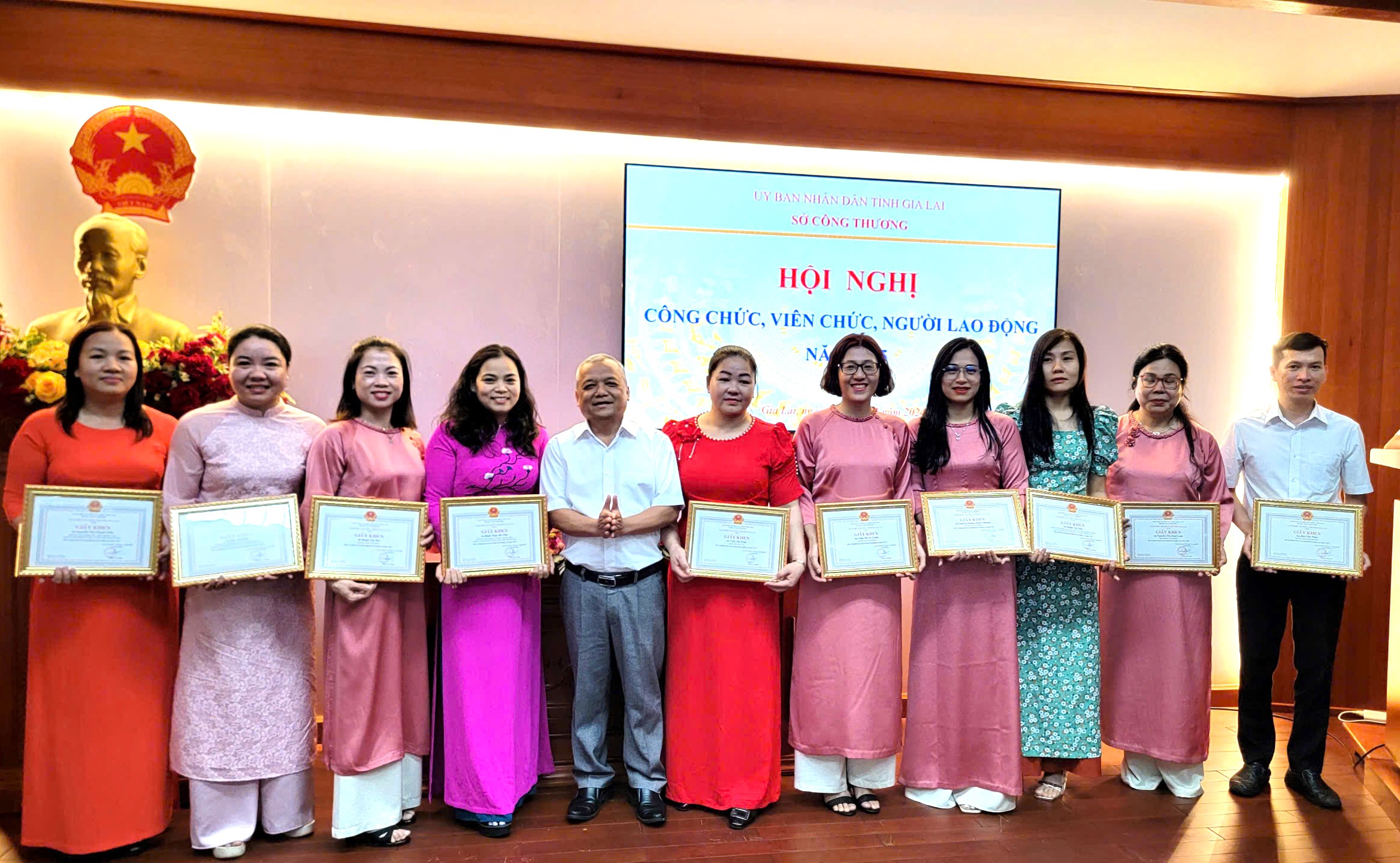Sở Công Thương Gia Lai bứt phá ngoạn mục- Ảnh 3. Sở Công Thương Gia Lai bứt phá ngoạn mục- Ảnh 3.