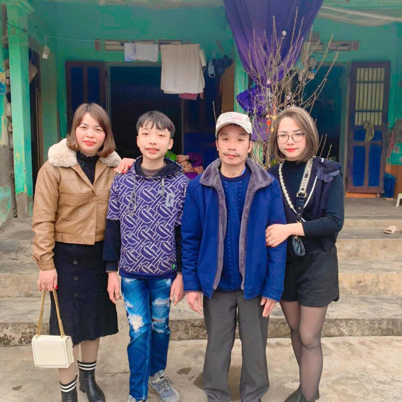 Nói với con gái 3 câu qua camera, ông bố Hải Dương thu hút gần 1 triệu lượt xem - Ảnh 4. Nói với con gái 3 câu qua camera, ông bố Hải Dương thu hút gần 1 triệu lượt xem - Ảnh 4.
