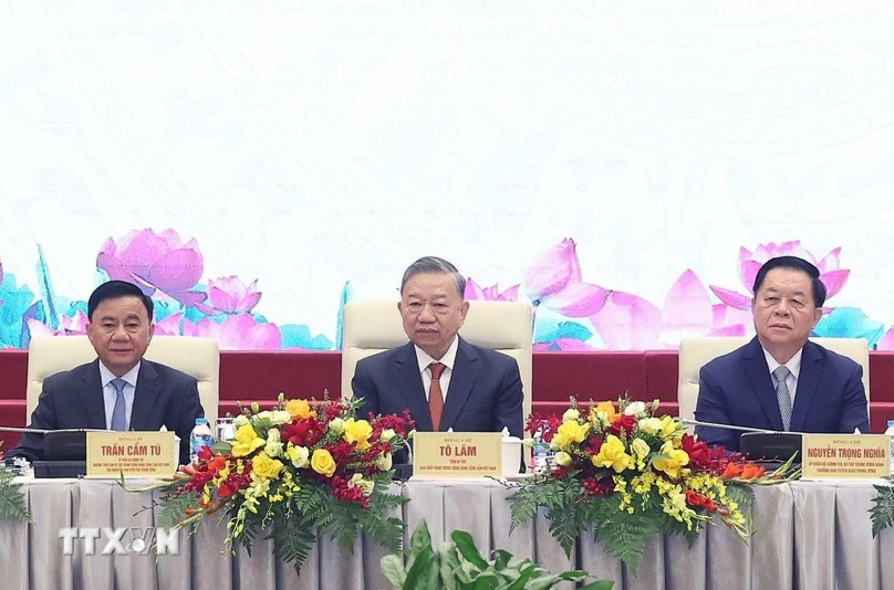 Tổng Bí thư Tô Lâm gặp mặt đại biểu trí thức, nhà khoa học- Ảnh 3. Tổng Bí thư Tô Lâm gặp mặt đại biểu trí thức, nhà khoa học- Ảnh 3.