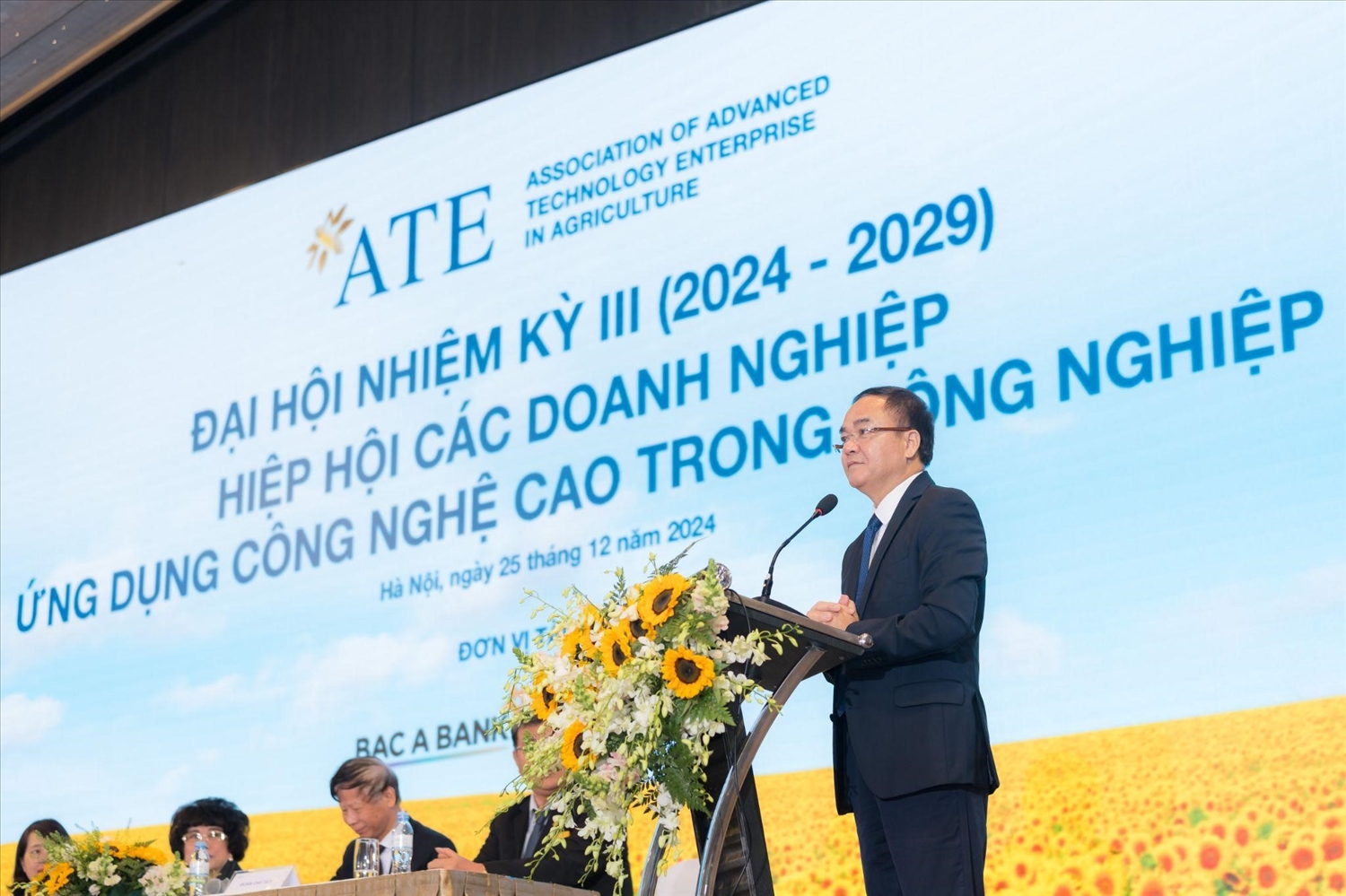 Thứ trưởng Bộ Nội vụ ông Vũ Chiến Thắng phát biểu tại Đại hội ATE Thứ trưởng Bộ Nội vụ ông Vũ Chiến Thắng phát biểu tại Đại hội ATE
